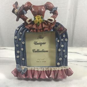 Vintage "The Unique Collection" 3D Dress Photo Frame 3.5" x 5" Resin Decor